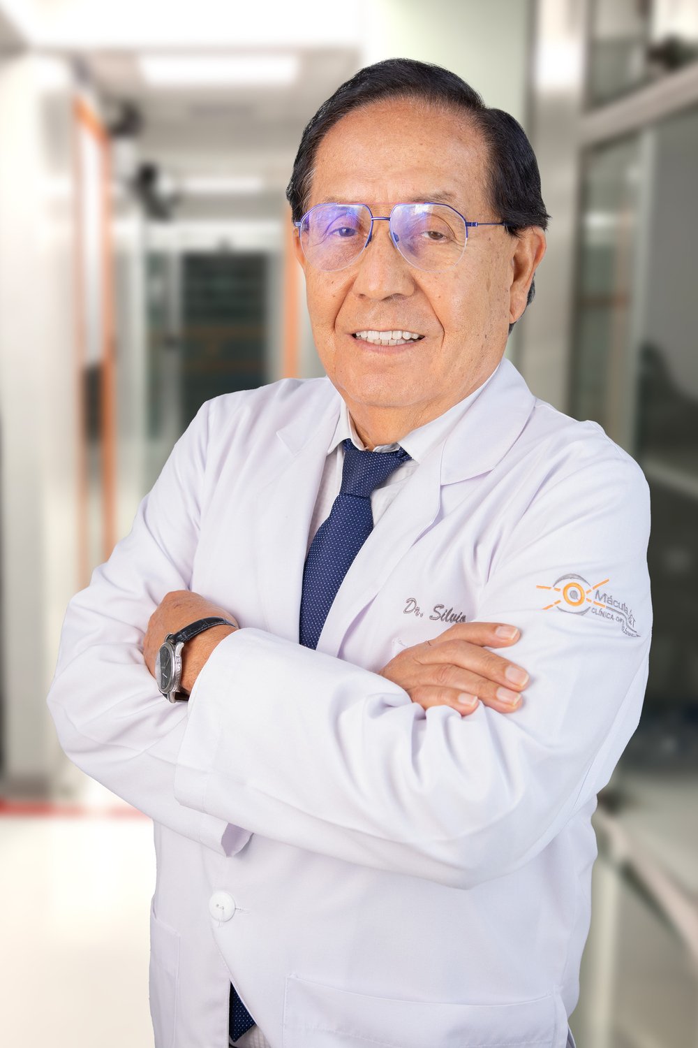 DR. SILVIO LUJAN 